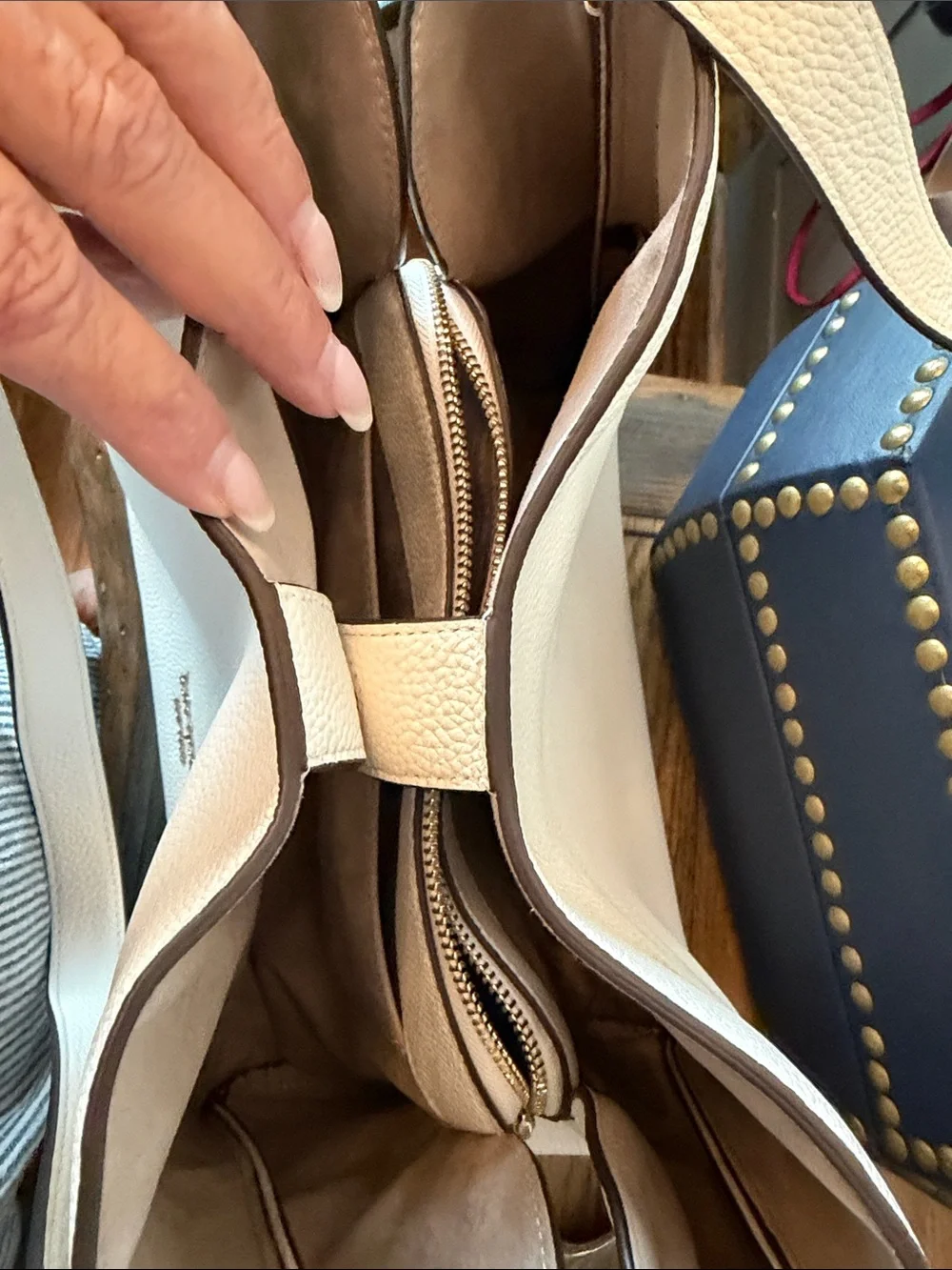 Kate Spade Cream Pebbled Leather Shoulder Tote with dust bag